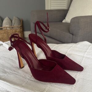 F21 Burgundy Heel